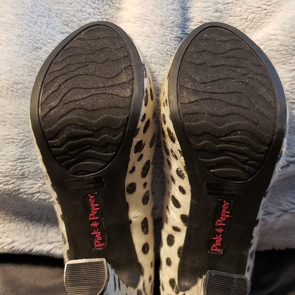 Shoes - Picture 3 of 4